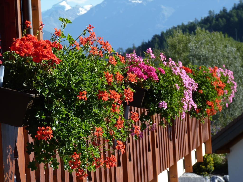 Bed and Breakfast Chalet Des Alpes Кран-Монтана Экстерьер фото